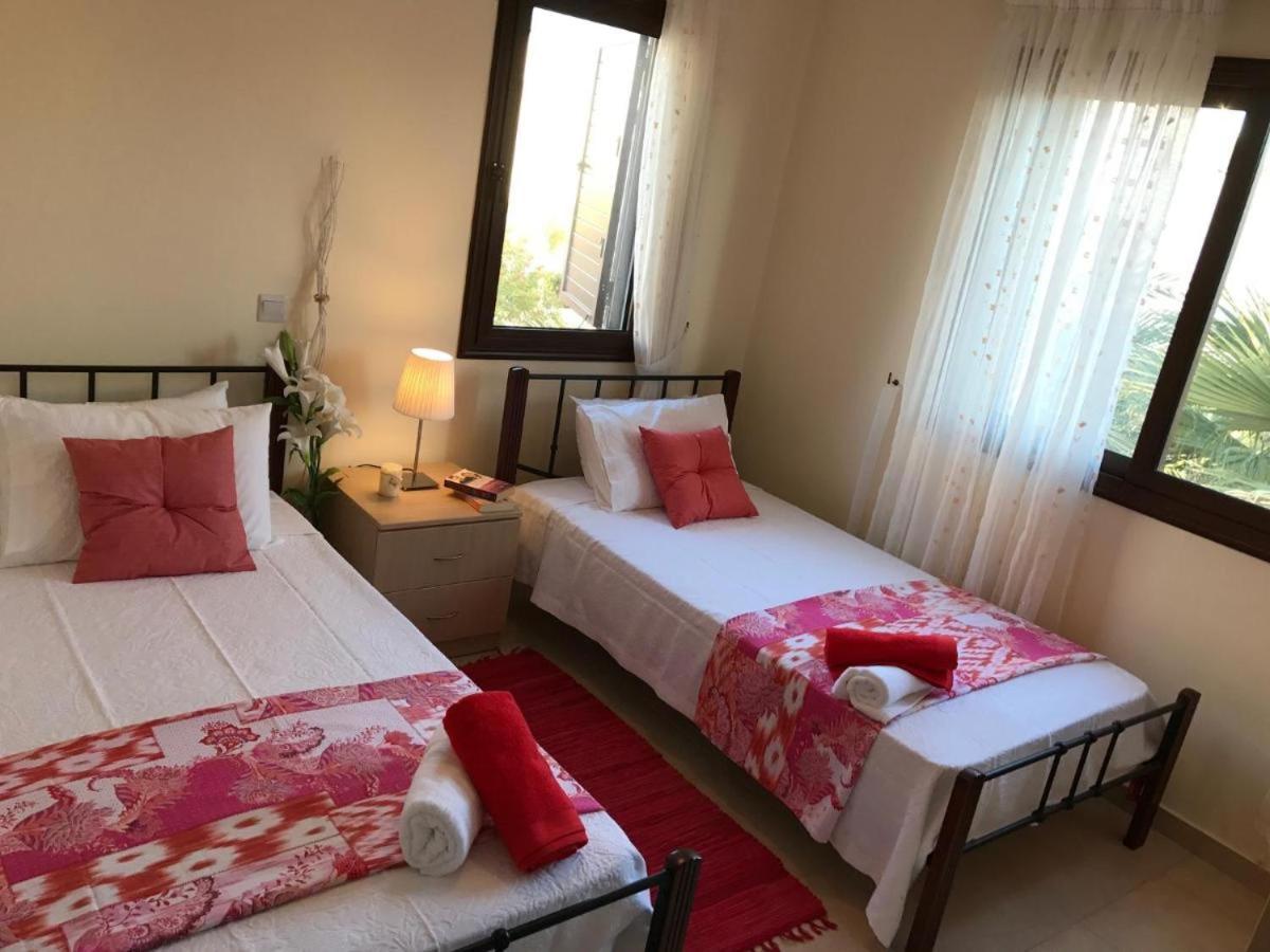 Unique Beach Luxurious Villas Ayia Napa Exteriör bild