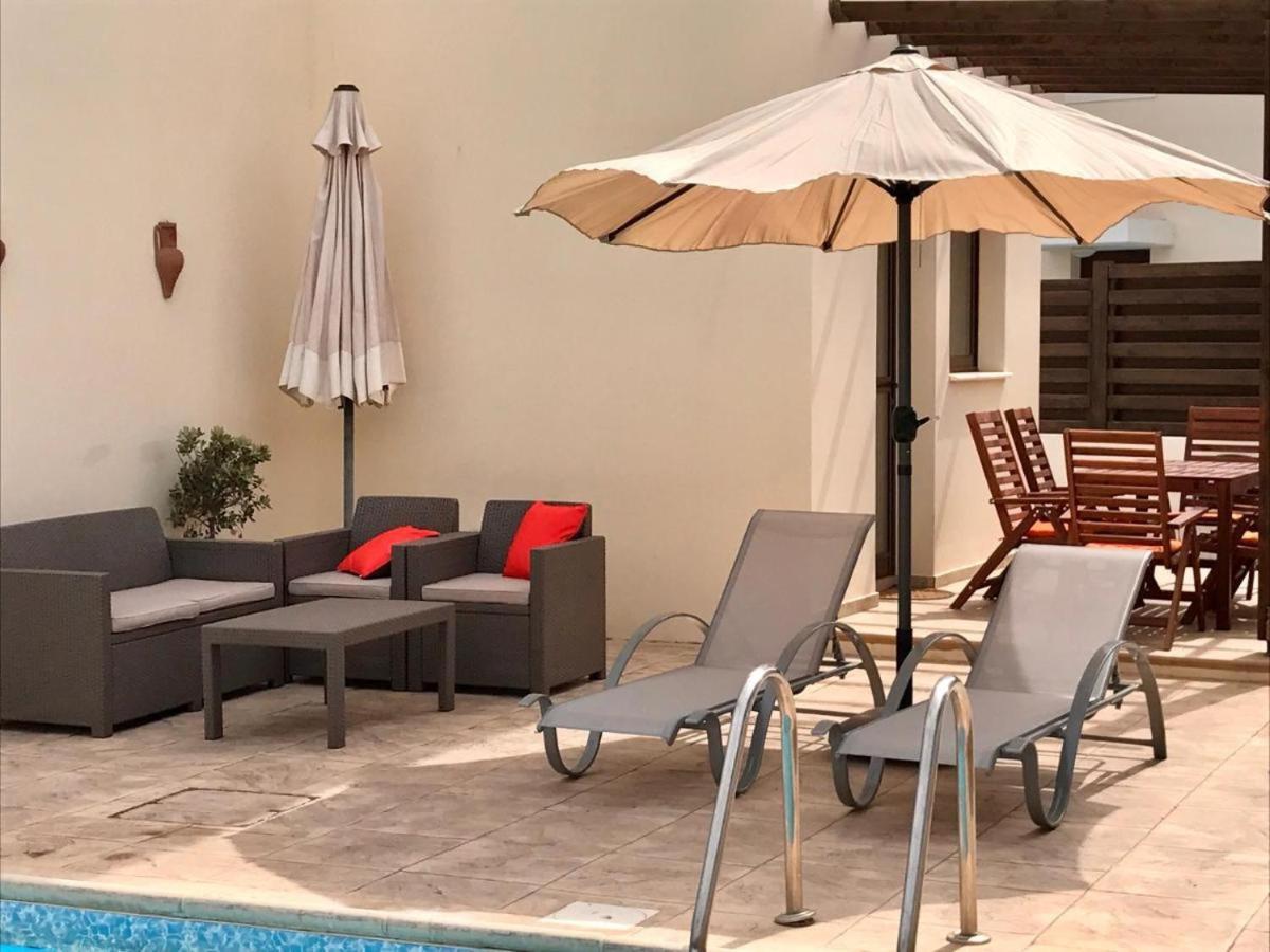 Unique Beach Luxurious Villas Ayia Napa Exteriör bild