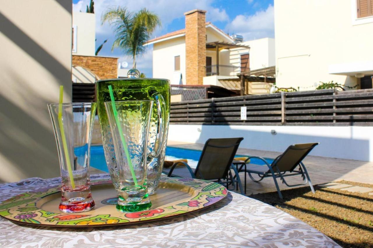Unique Beach Luxurious Villas Ayia Napa Exteriör bild