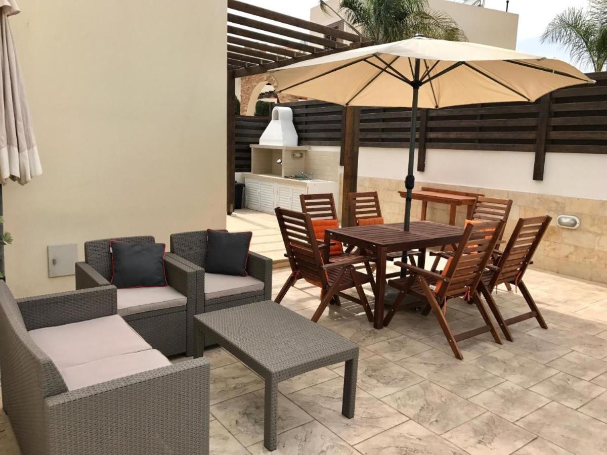 Unique Beach Luxurious Villas Ayia Napa Exteriör bild