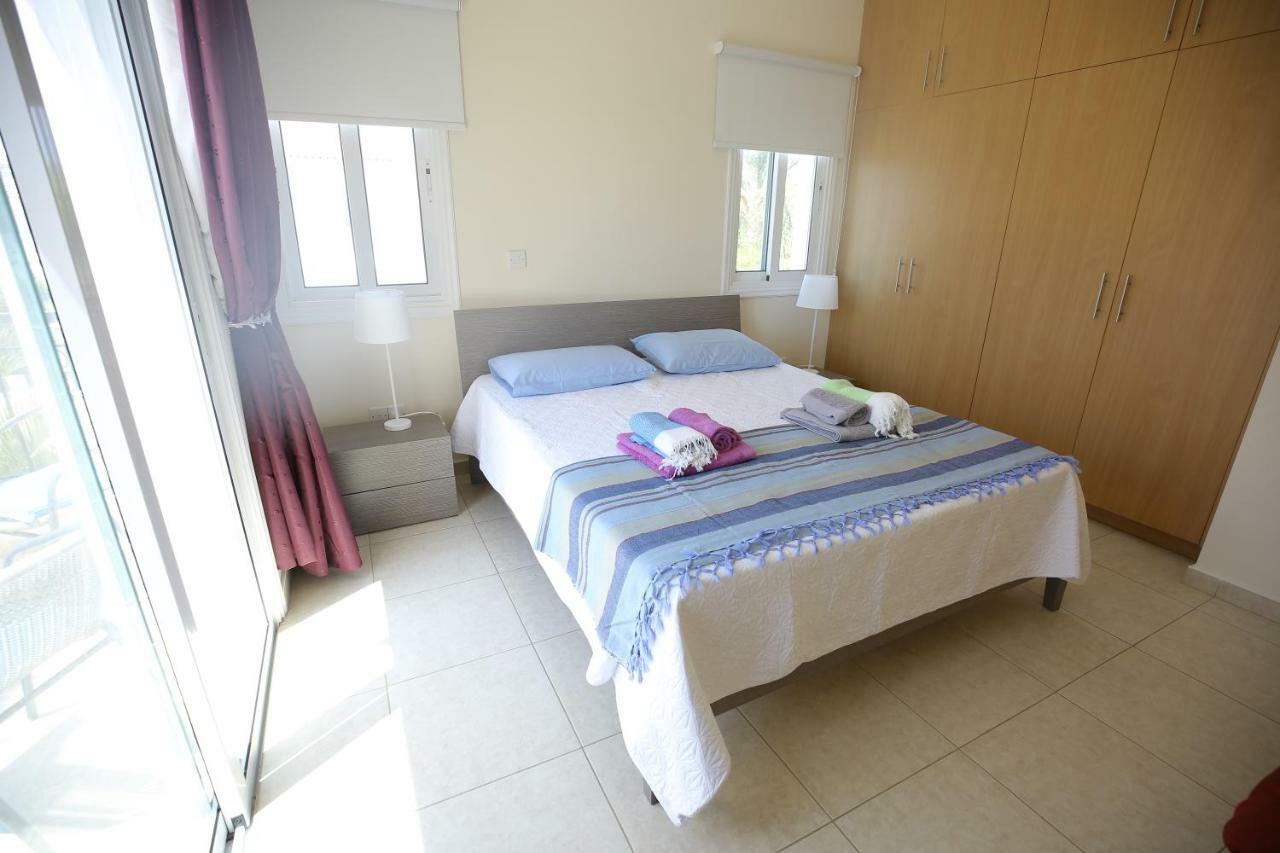 Unique Beach Luxurious Villas Ayia Napa Exteriör bild