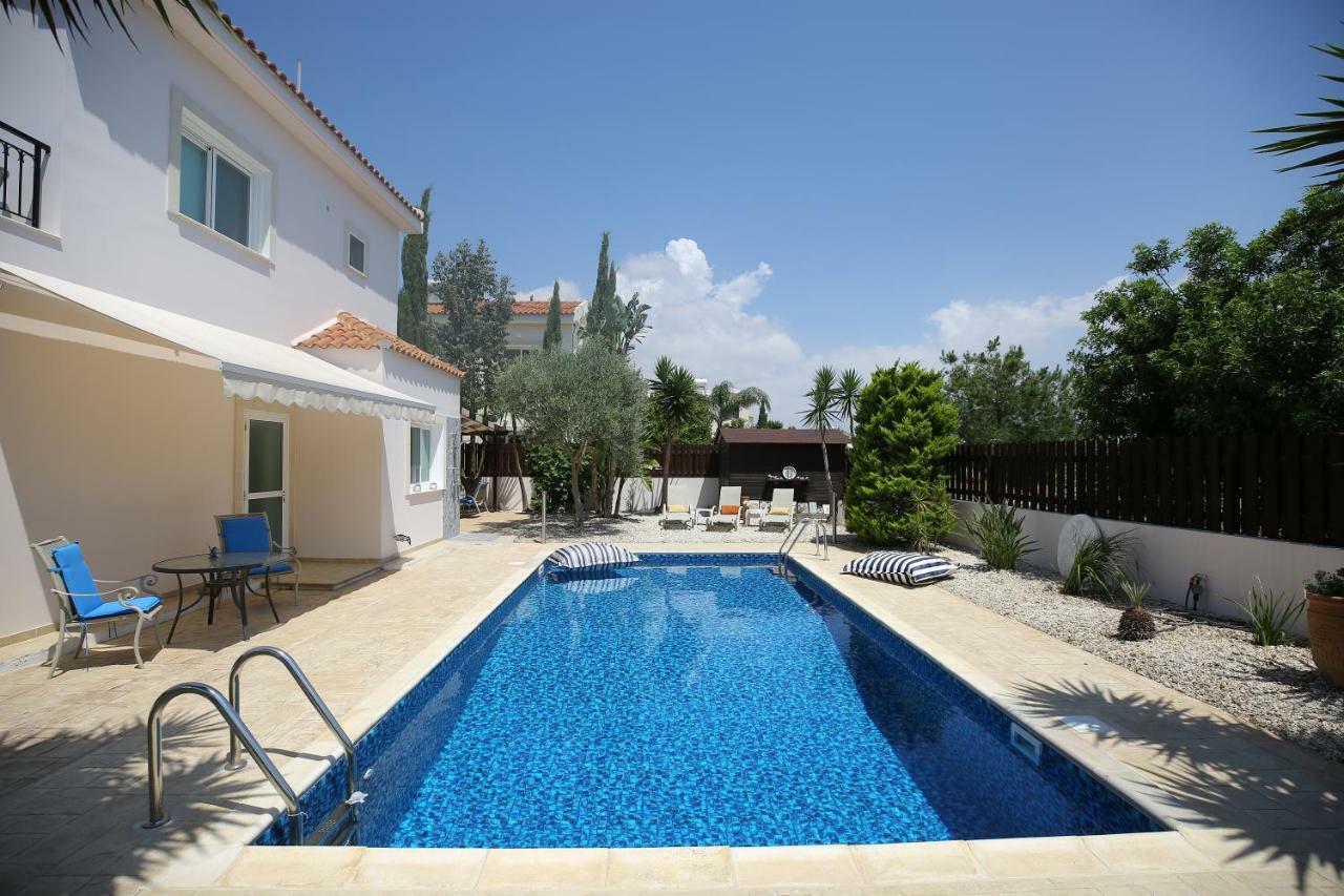 Unique Beach Luxurious Villas Ayia Napa Exteriör bild