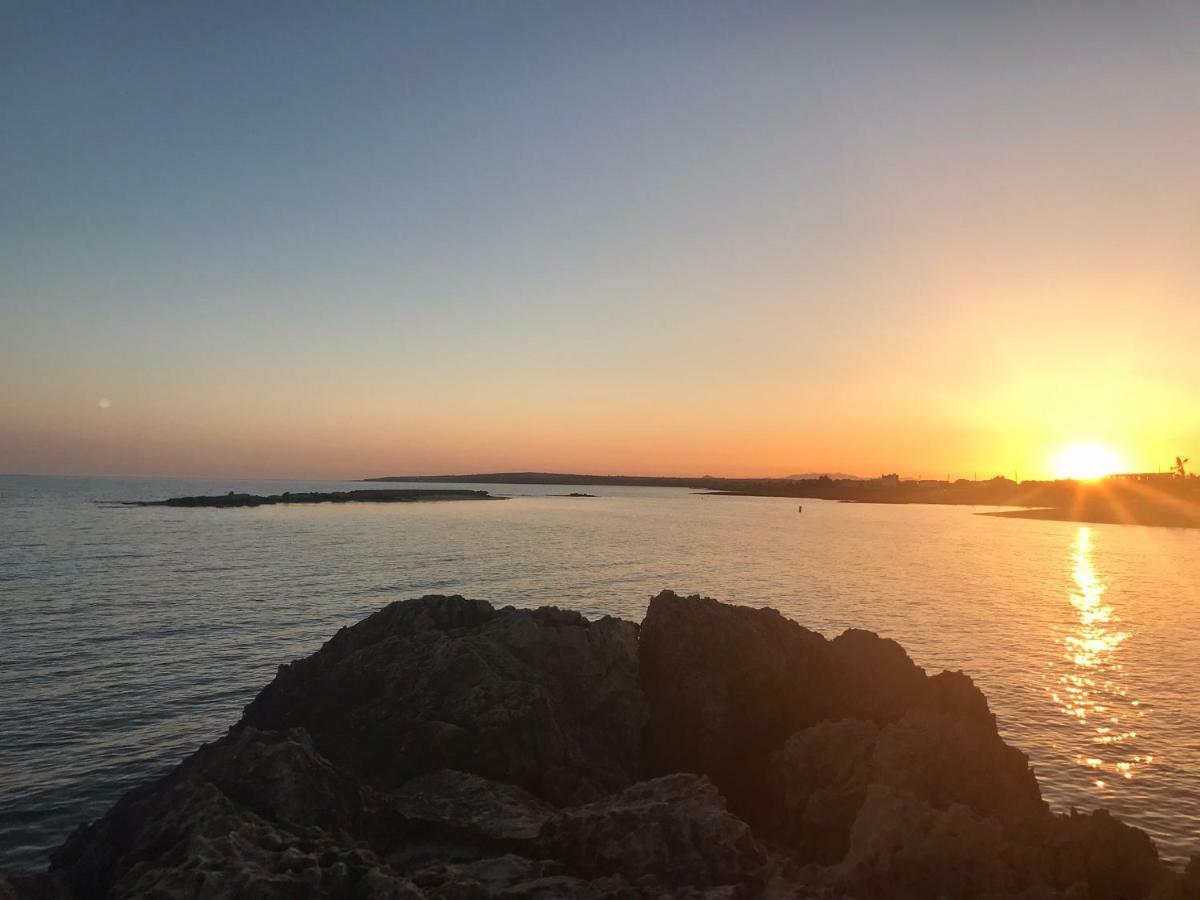 Unique Beach Luxurious Villas Ayia Napa Exteriör bild