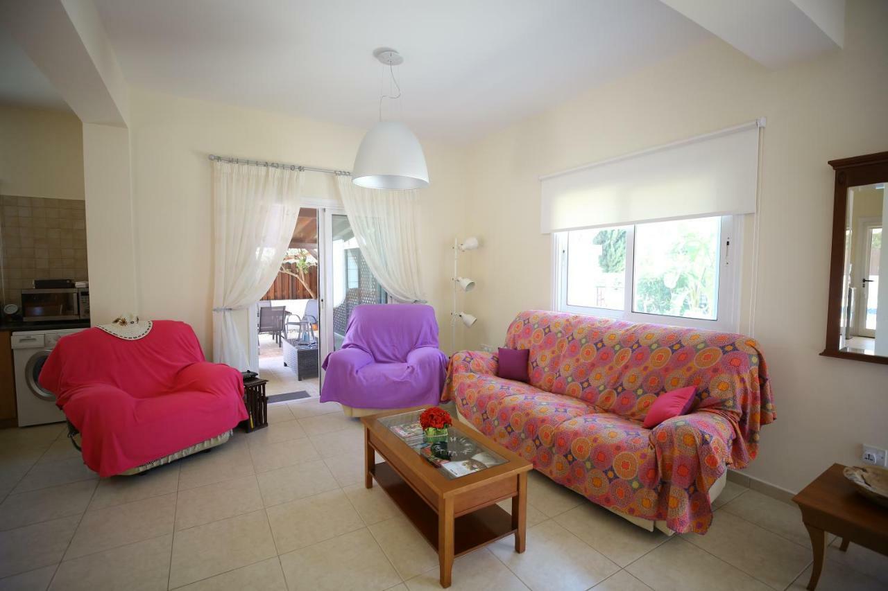 Unique Beach Luxurious Villas Ayia Napa Exteriör bild